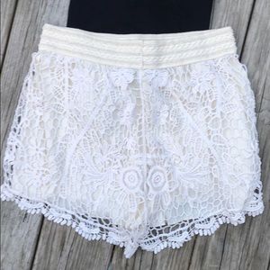 Rue21 L White Cream Lace Shorts
